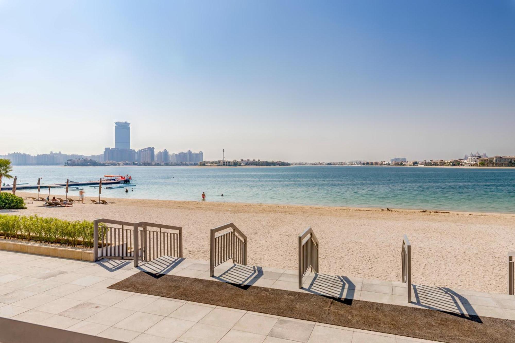 Luxury Azizi Mina Beachfront Apartments Dubai Exterior photo
