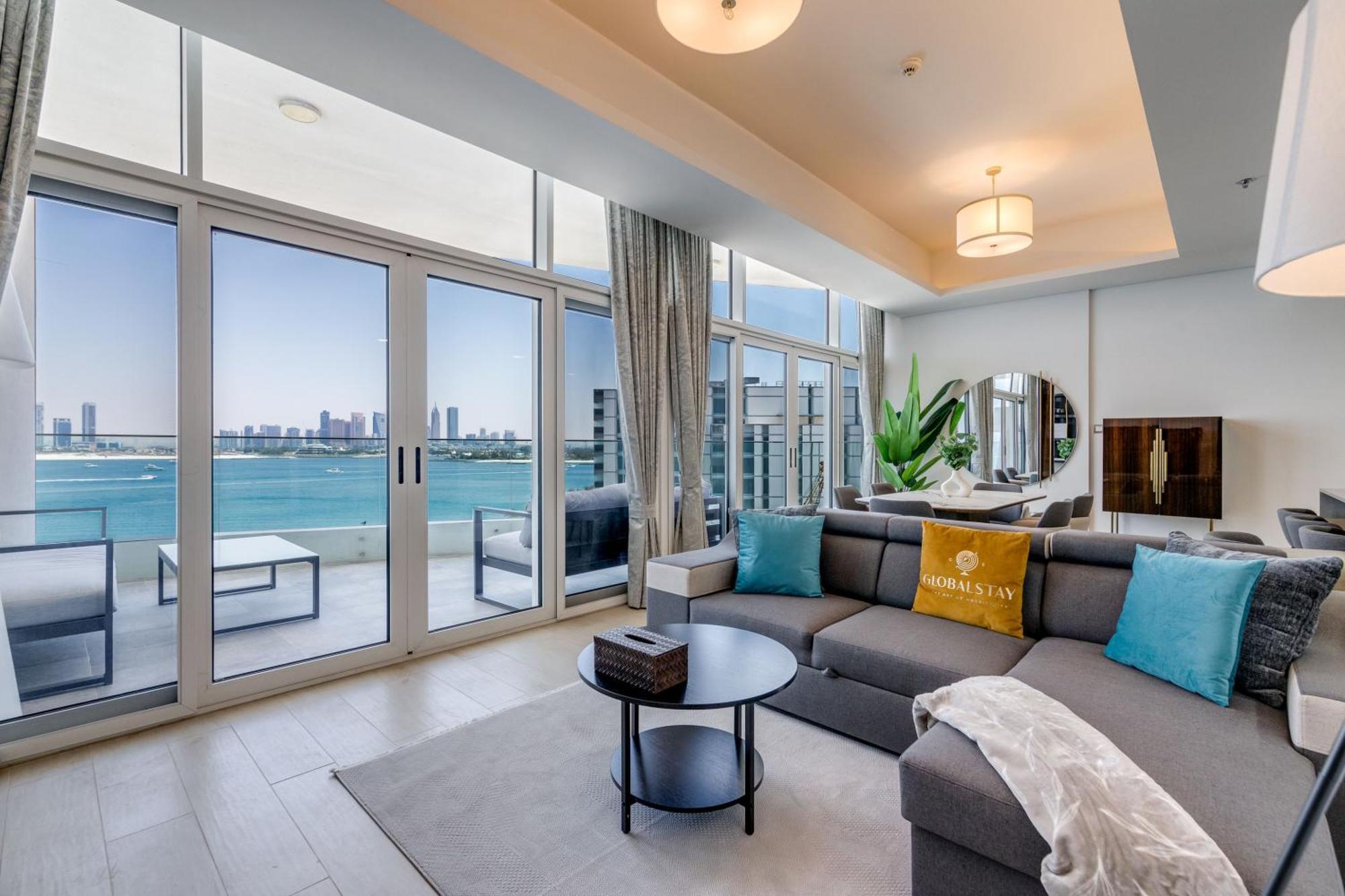 Luxury Azizi Mina Beachfront Apartments Dubai Exterior photo